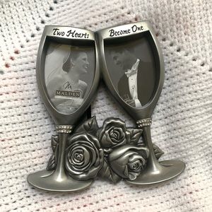 Malden “two hearts becomes one” wedding frame